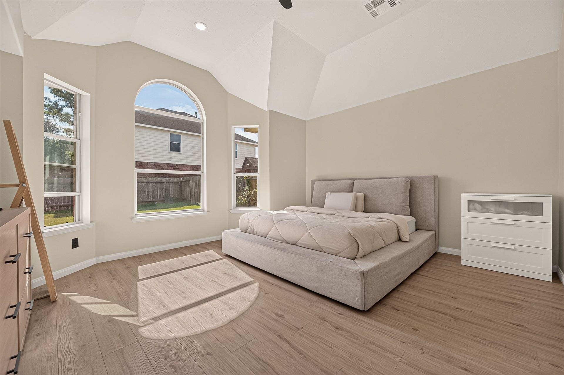 5434 Carta Valley Lane, Richmond, TX 77469 Primary Bedroom 1st Floor