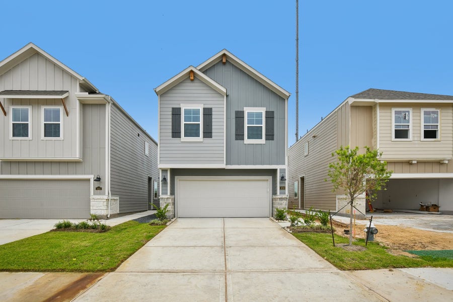 Property photo for 1018 Cedar Place Lane, Missouri City, TX