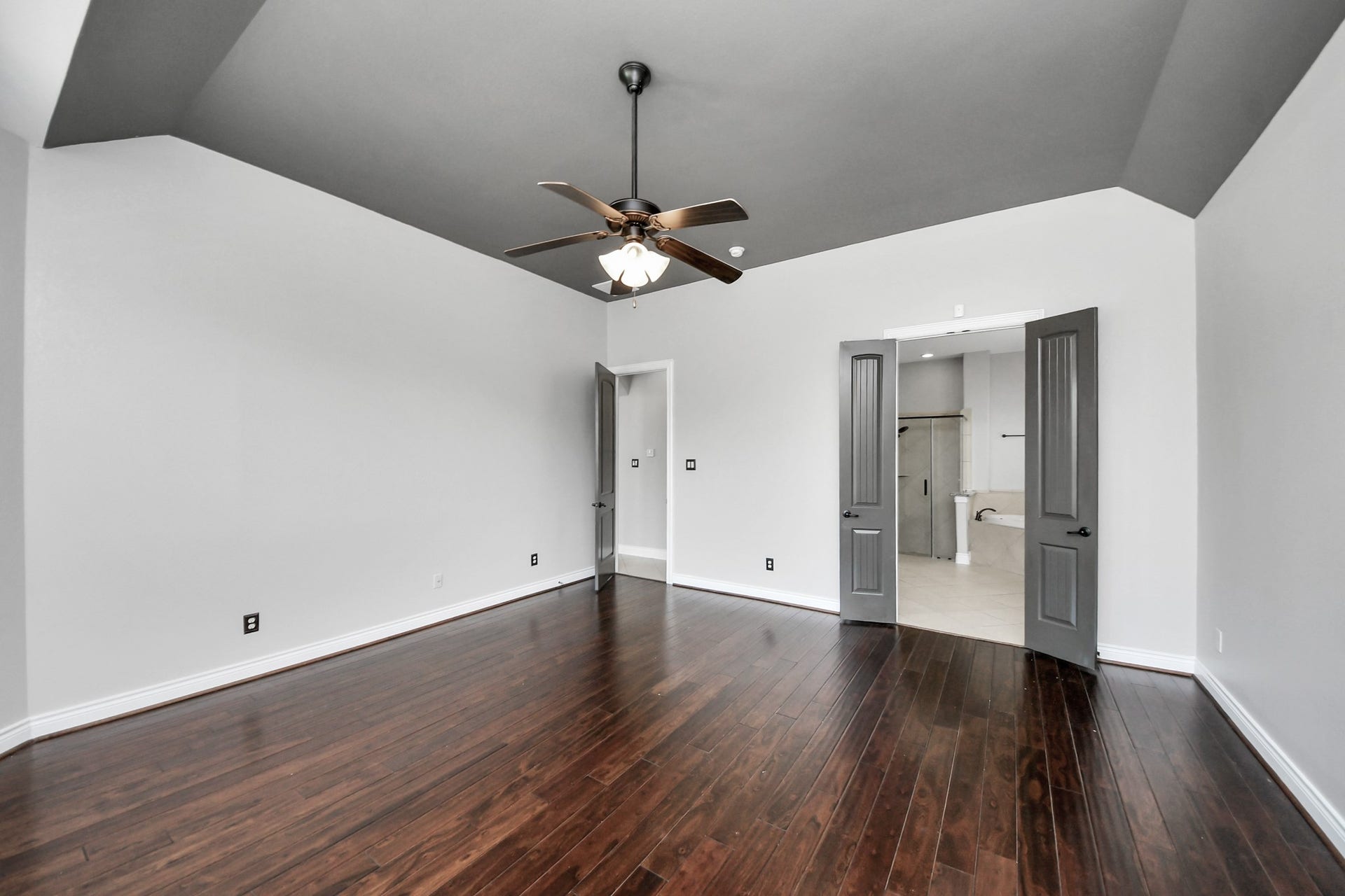 9422 Brannok Lane, Tomball, TX 77375 9422 Brannok Lane, Tomball, TX 77375