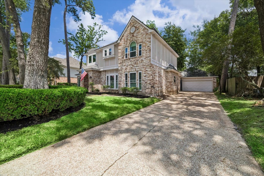 Property photo for 2906 Eagle Creek Drive, Kingwood, TX