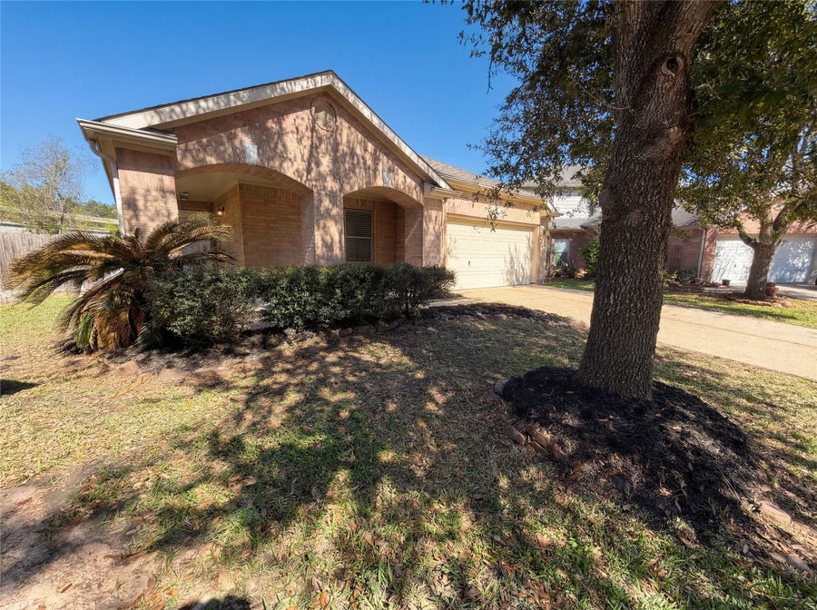 Property photo for 19822 Rippling Brook Lane, Tomball, TX