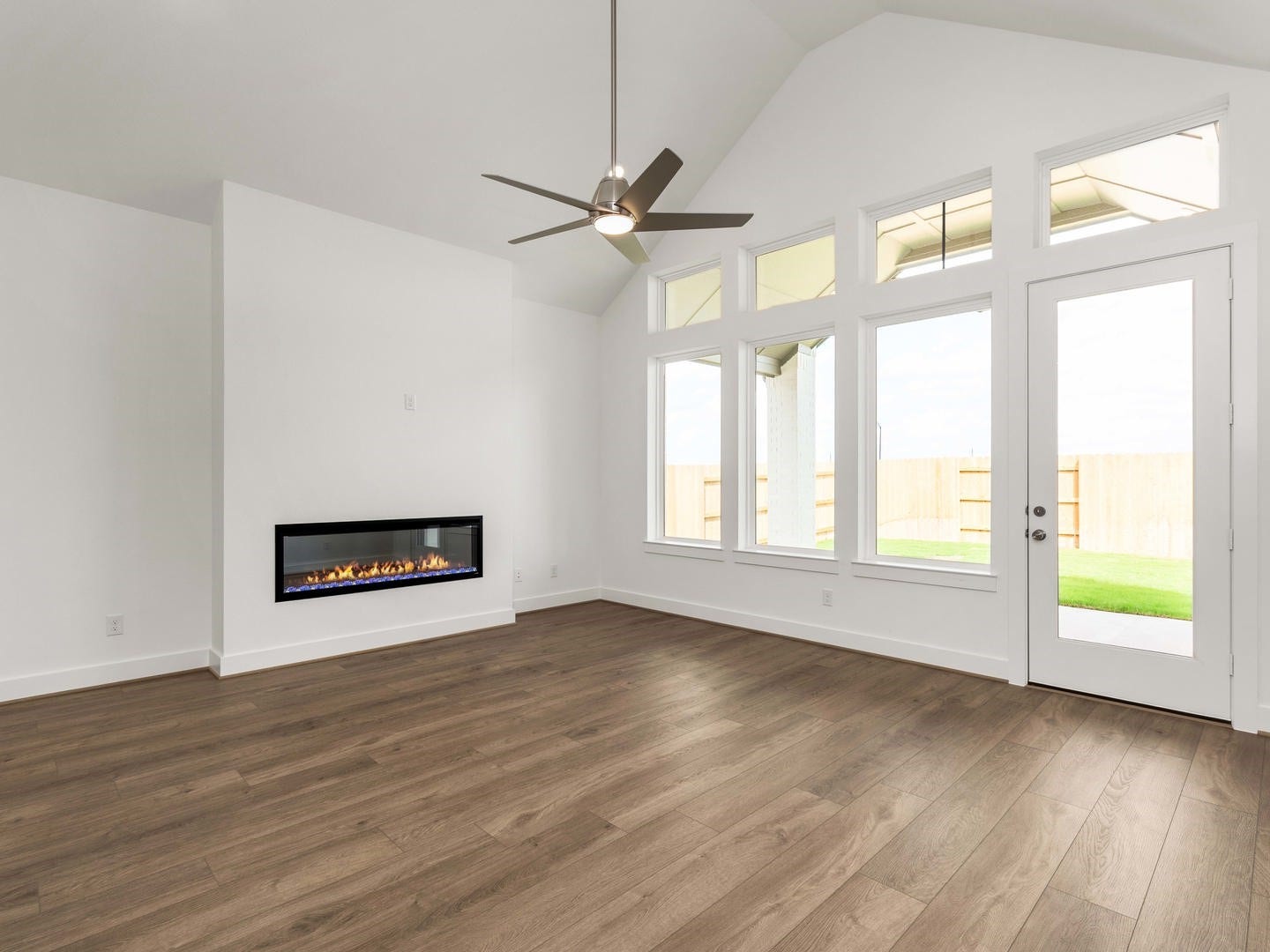 25802 Leadplant Cove Lane, Katy, TX 77493 Toll Brothers at Elyson_AmnerisClassic_35_Living Room_05