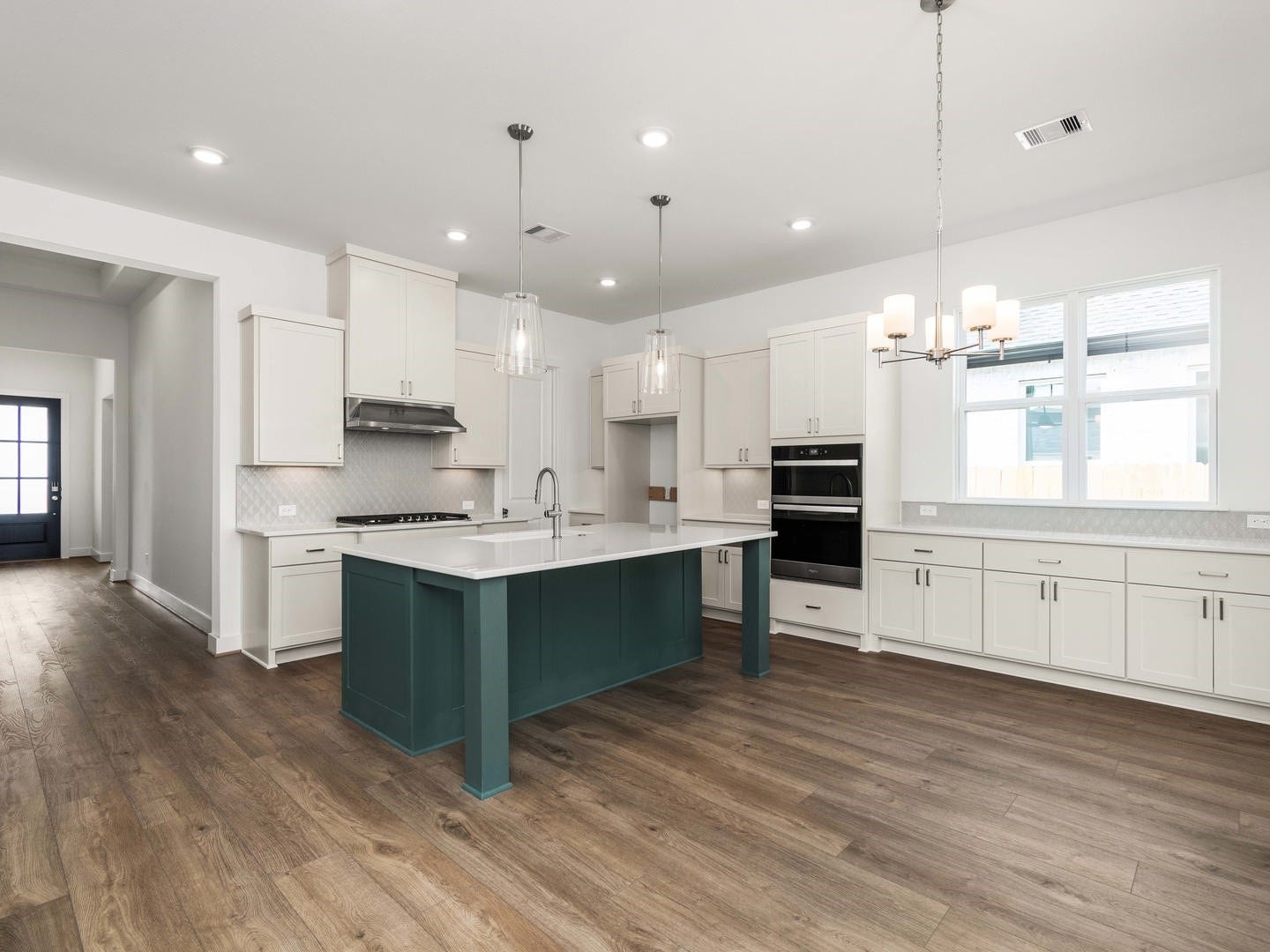 25802 Leadplant Cove Lane, Katy, TX 77493 Toll Brothers at Elyson_AmnerisClassic_35_Kitchen_03