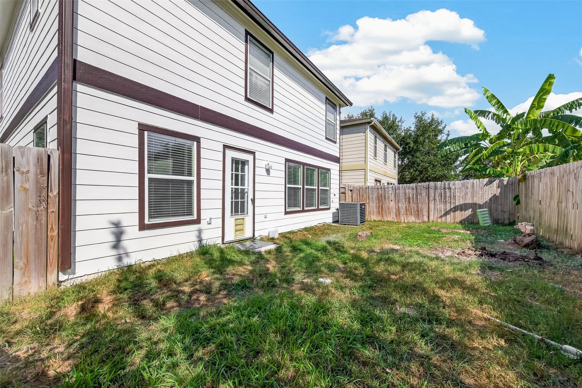 2662 Skyview Glen Court, Houston, TX 77047 2662 Skyview Glen Court, Houston, TX 77047