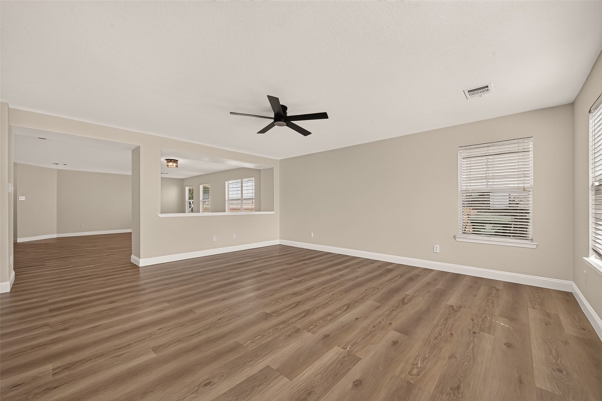 2662 Skyview Glen Court, Houston, TX 77047 2662 Skyview Glen Court, Houston, TX 77047