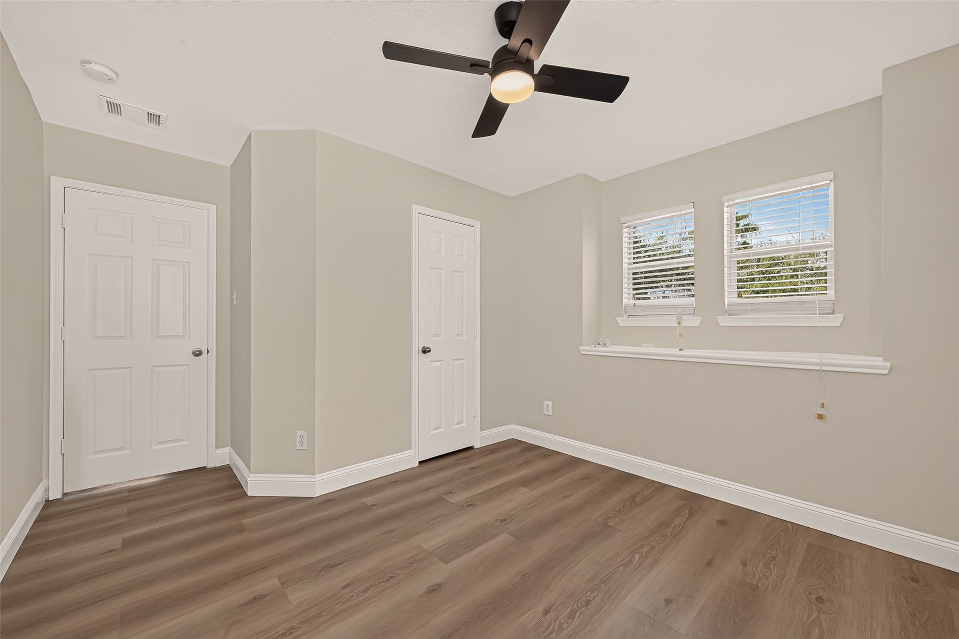 2662 Skyview Glen Court, Houston, TX 77047 2662 Skyview Glen Court, Houston, TX 77047