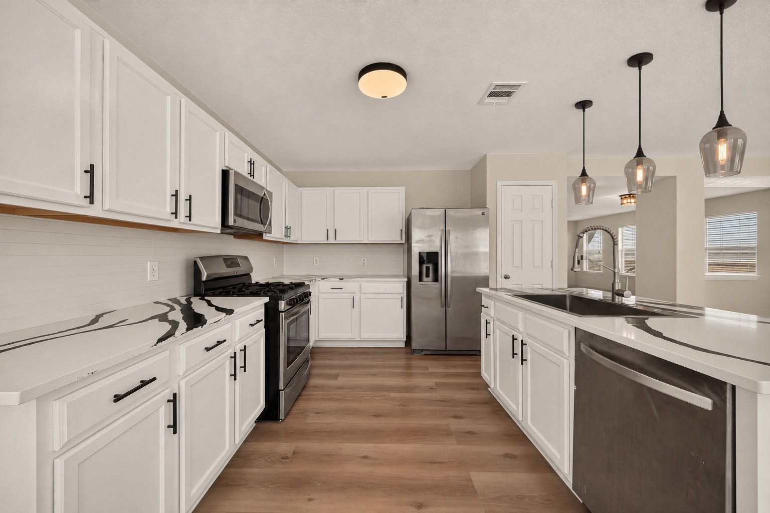 2662 Skyview Glen Court, Houston, TX 77047 2662 Skyview Glen Court, Houston, TX 77047