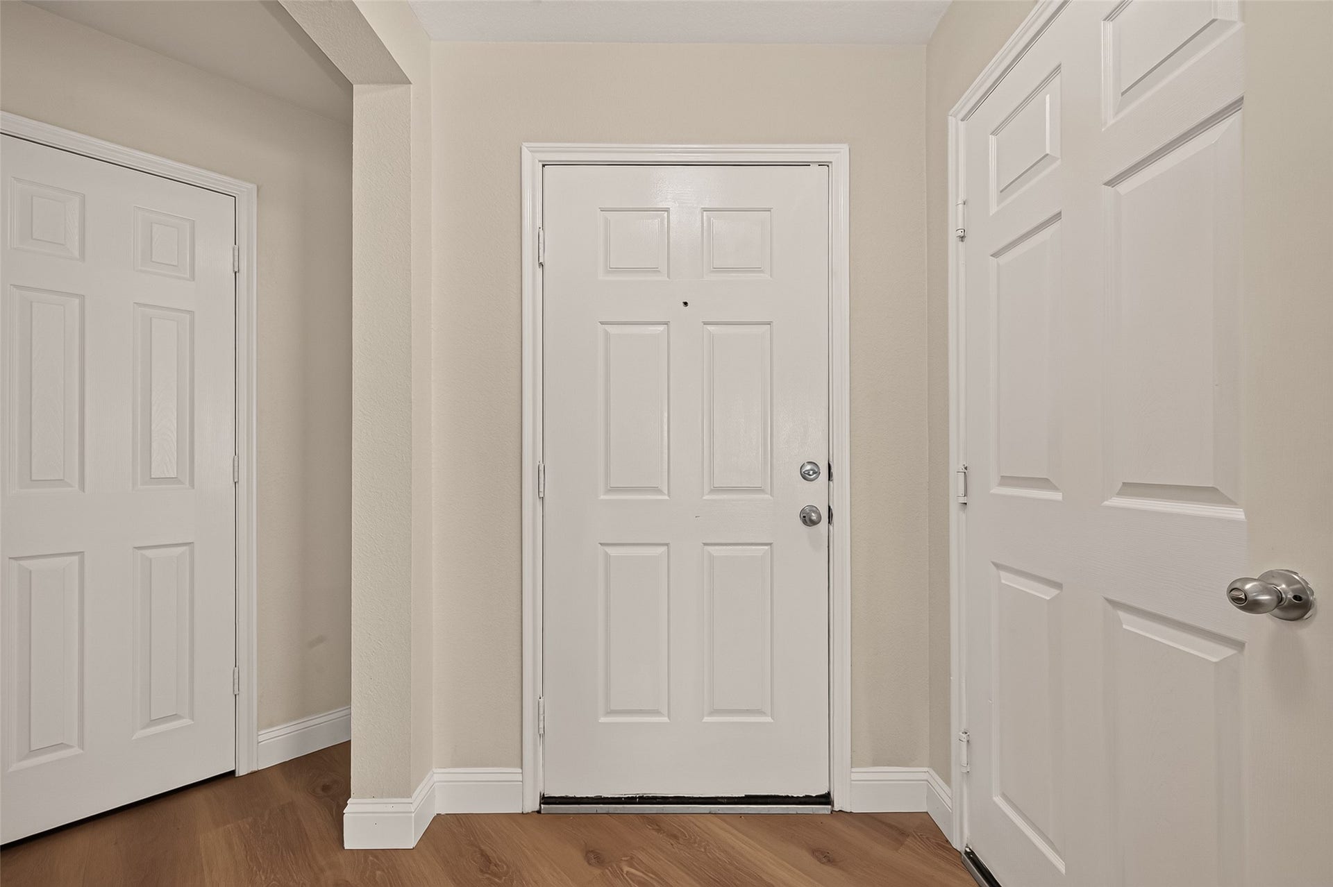 2662 Skyview Glen Court, Houston, TX 77047 2662 Skyview Glen Court, Houston, TX 77047