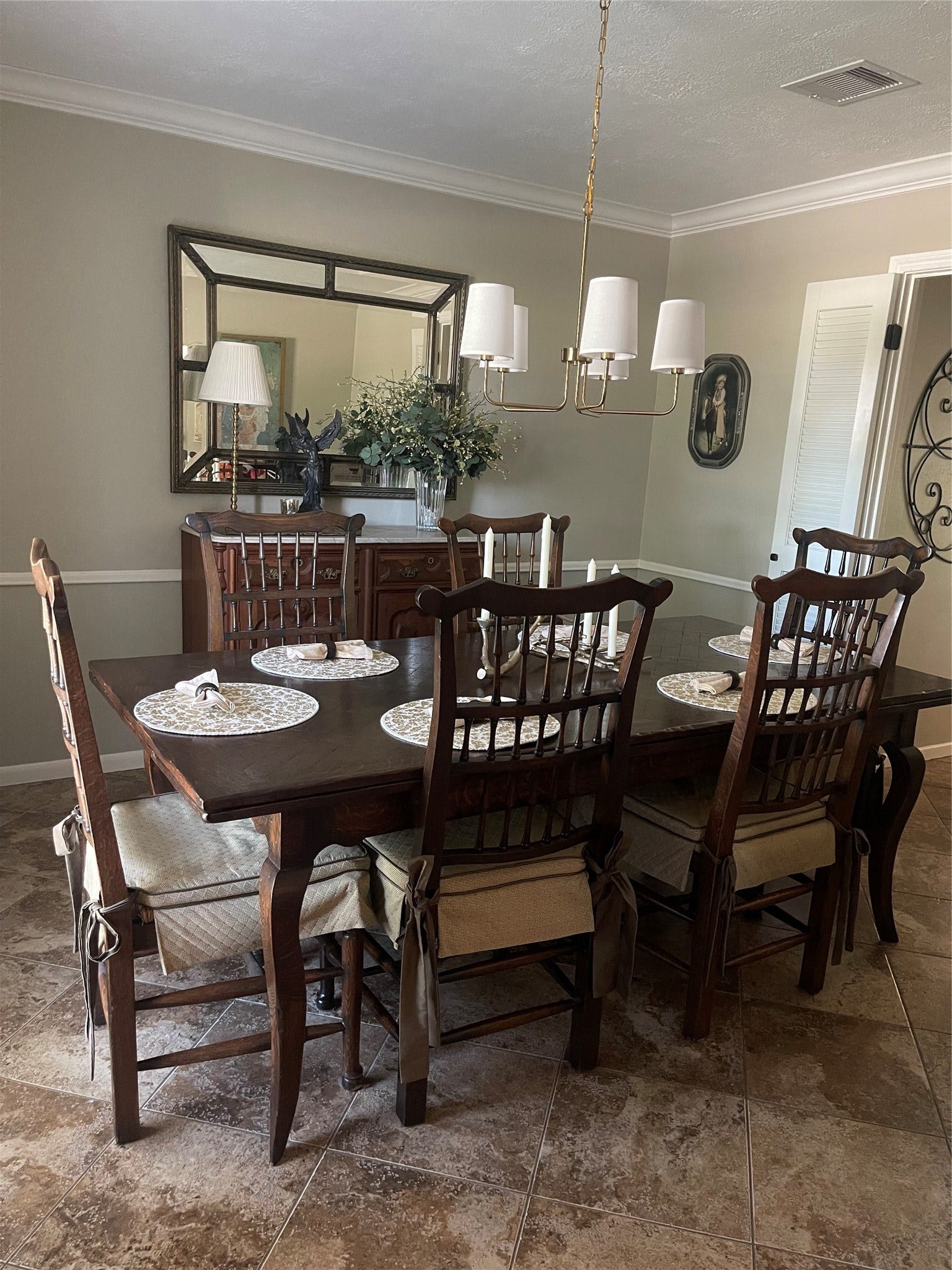 Formal Dining