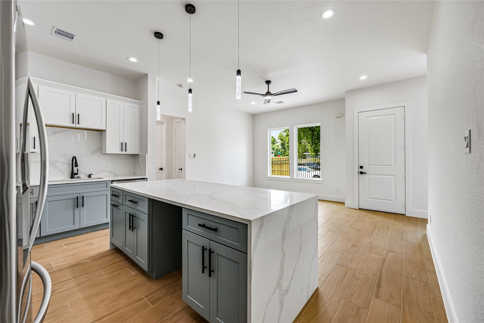 4815 Cruse Rd, #A, Houston, TX 77016 4815 Cruse Rd, #A, Houston, TX 77016