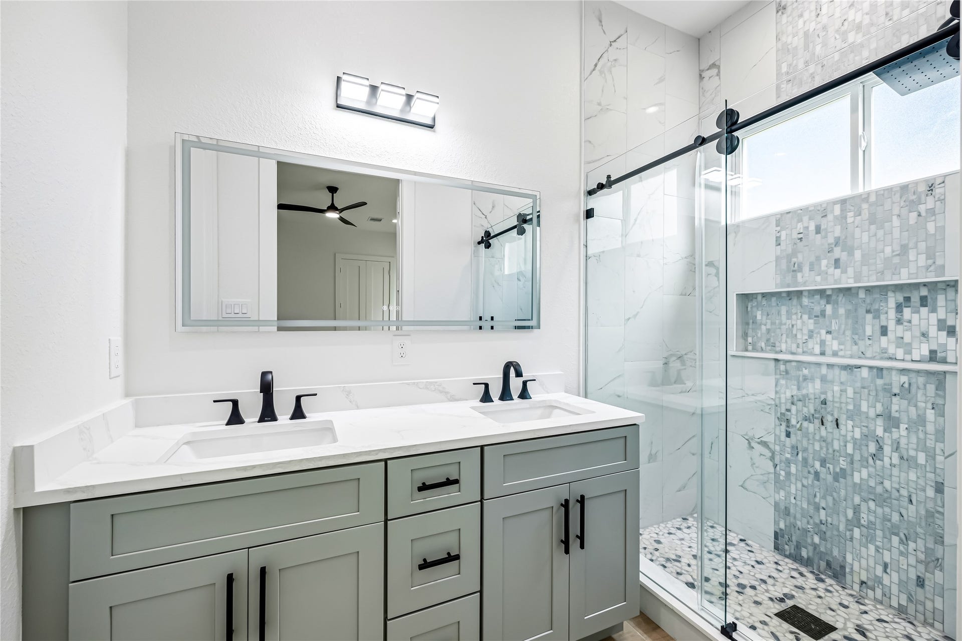 4815 Cruse Rd, #A, Houston, TX 77016 4815 Cruse Rd, #A, Houston, TX 77016