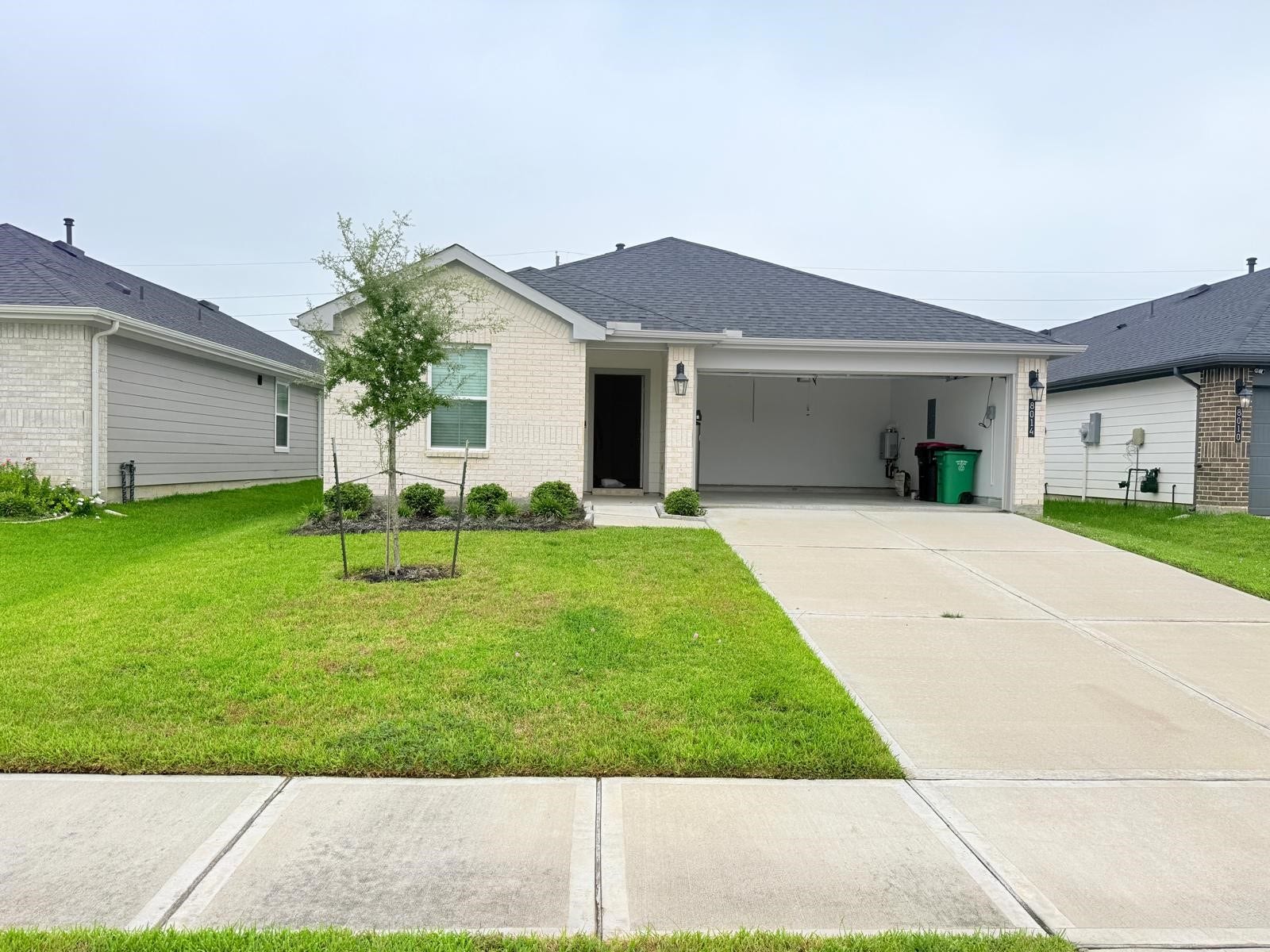 8014 Tropea Drive, Richmond, TX 77406 Front Open Garage