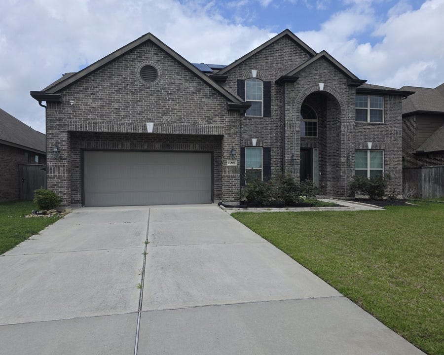 Property photo for 13803 Village Glen Lane, Rosharon, TX