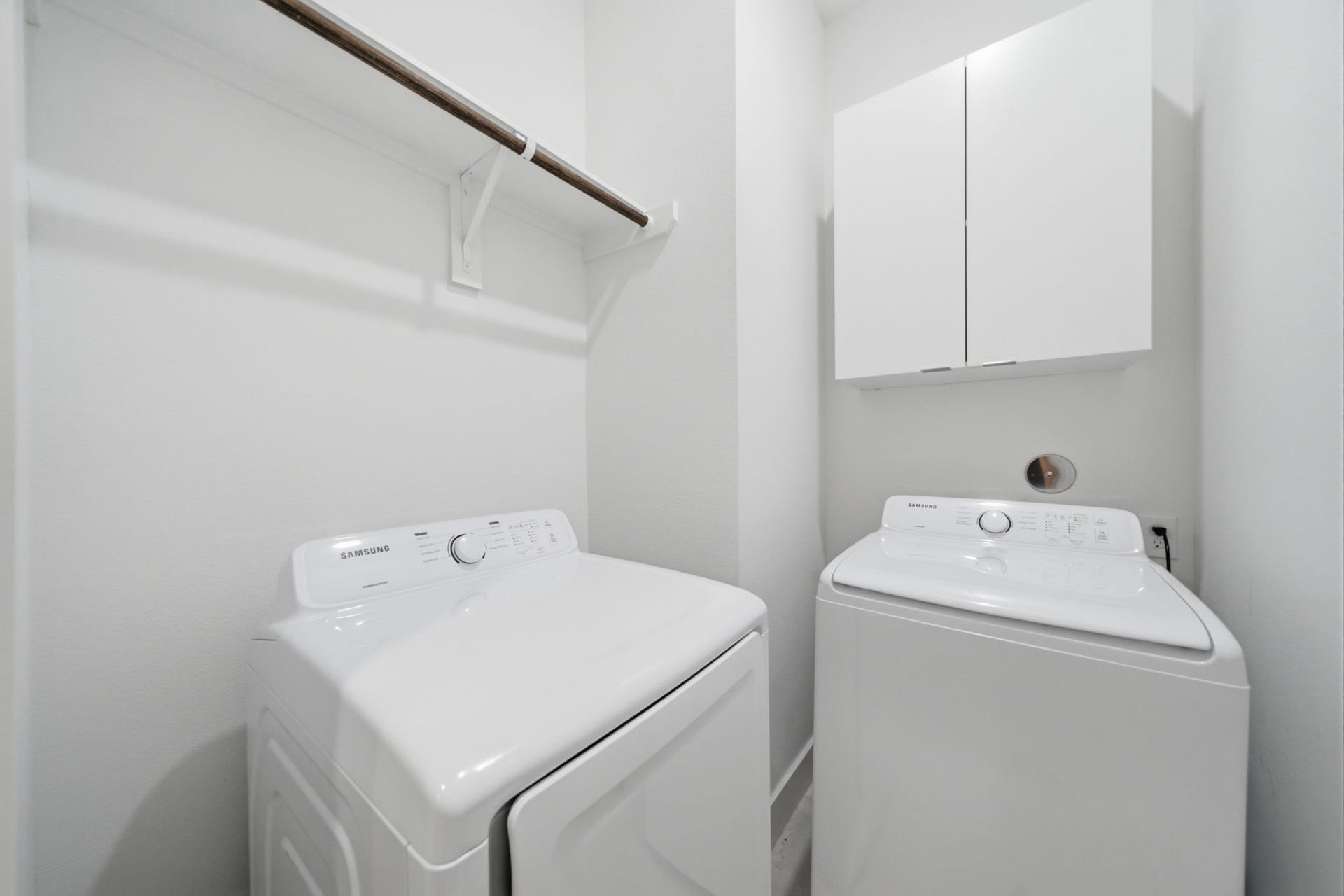 2533 Hollister Street, Houston, TX 77080 Utility Room ( located inside the home)