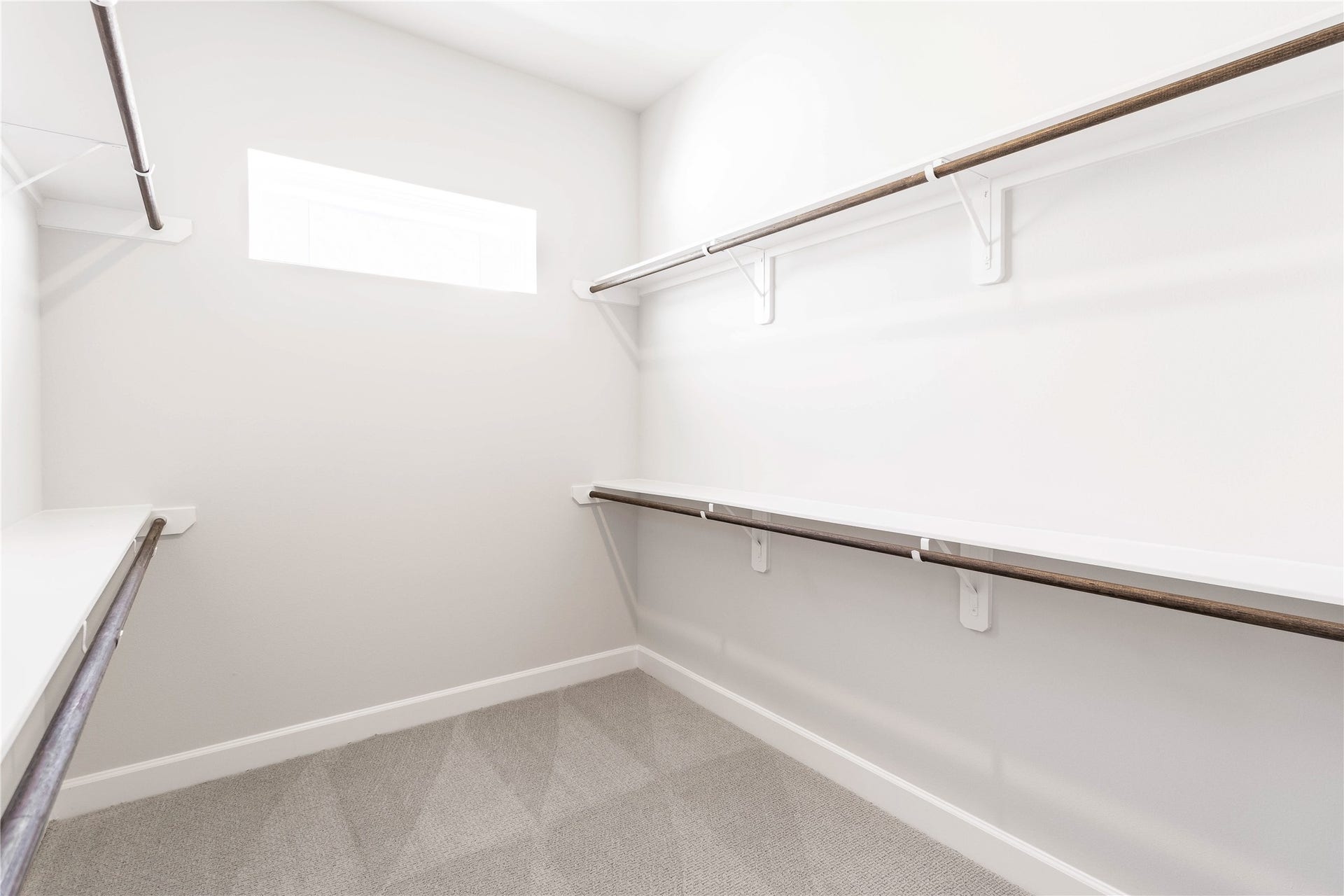 3111 La Branch Street, Houston, TX 77004 Primary bedroom spacious walk-in closet.
