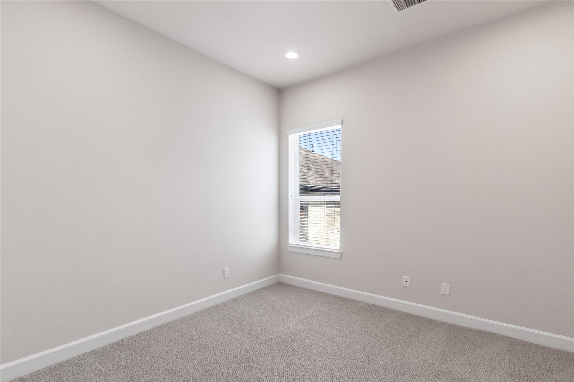 3111 La Branch Street, Houston, TX 77004 Third floor bedroom.