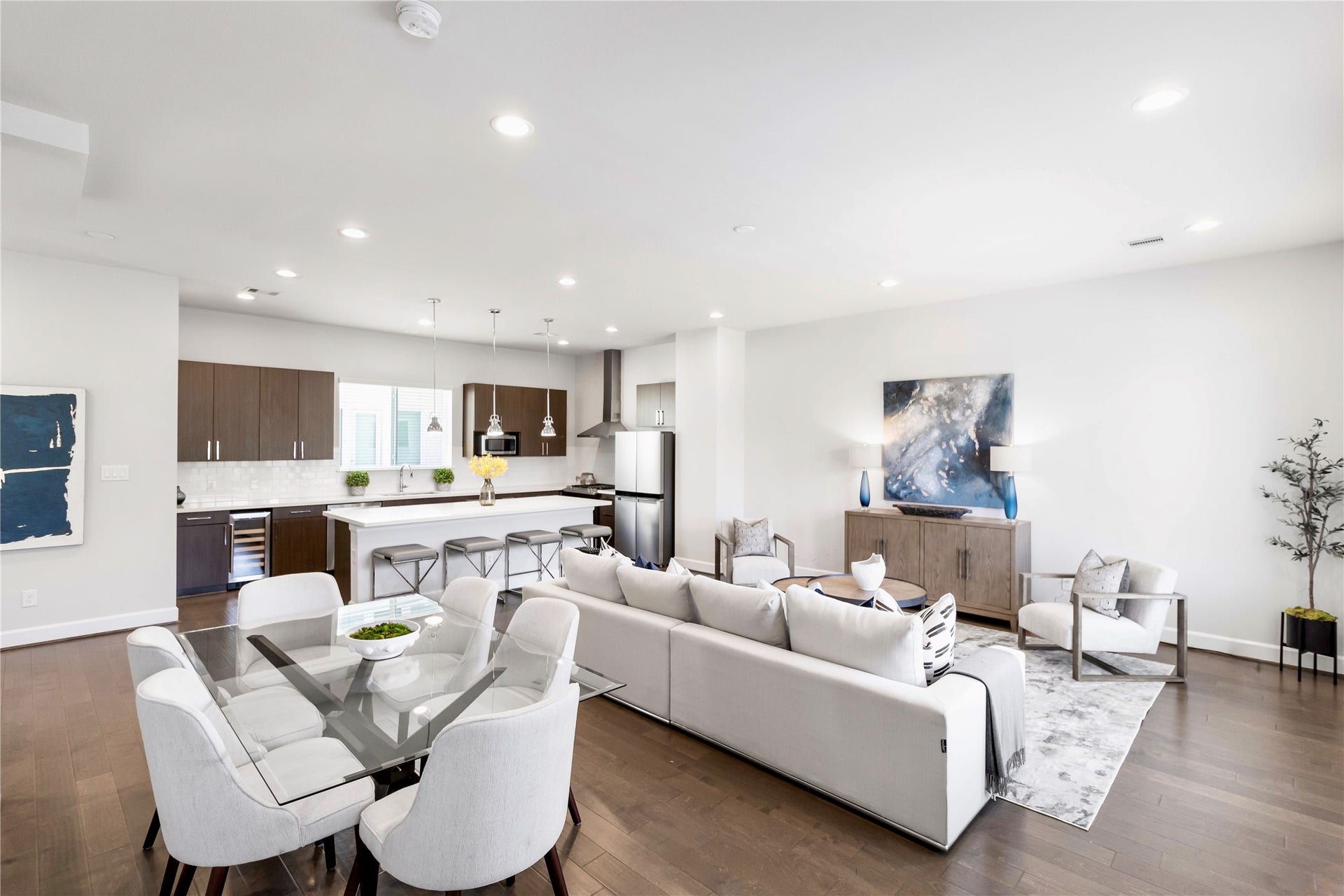 3111 La Branch Street, Houston, TX 77004 3111 La Branch Street, Houston, TX 77004