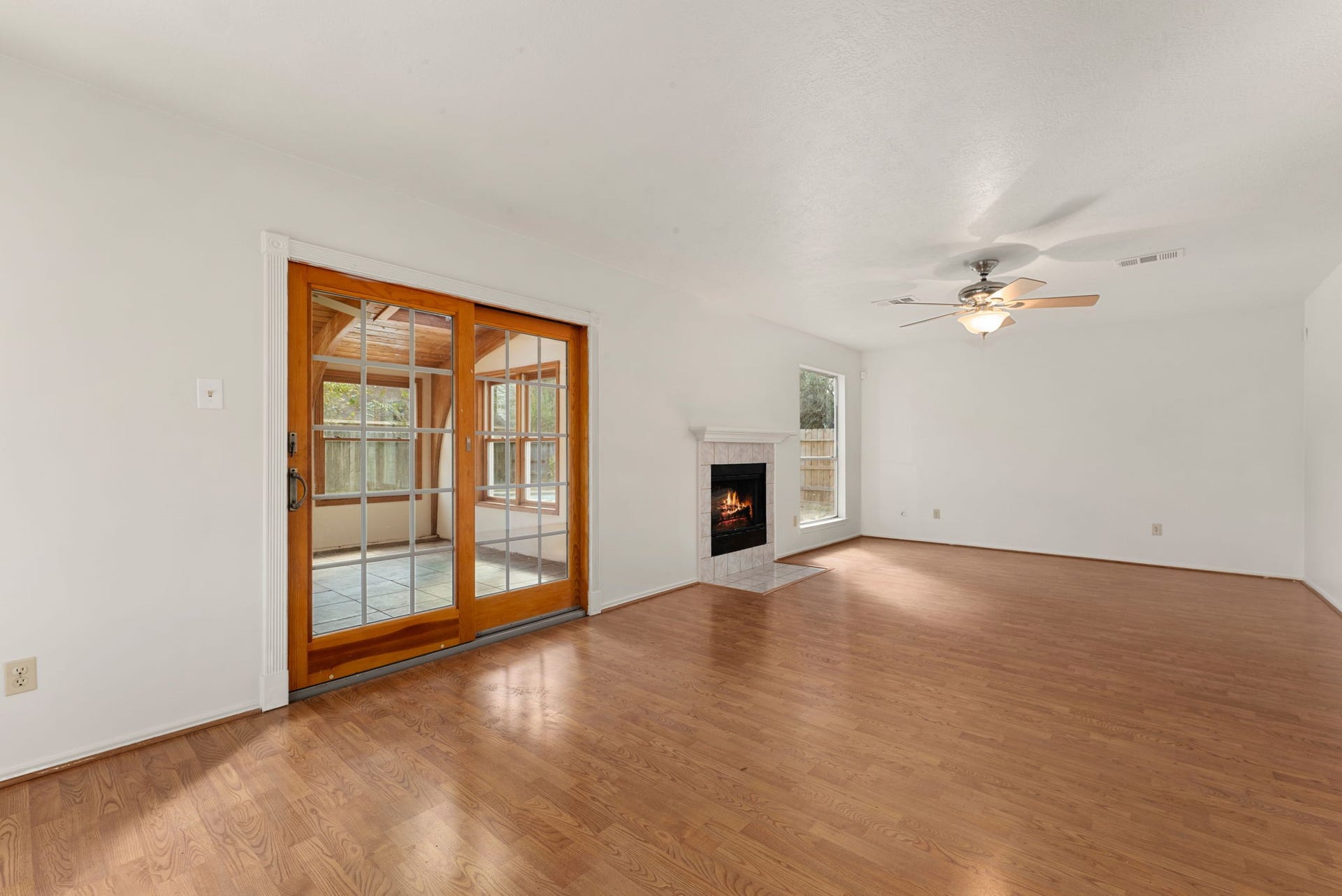 3522 Southdown Drive, Pearland, TX 77584 3522 Southdown Drive, Pearland, TX 77584
