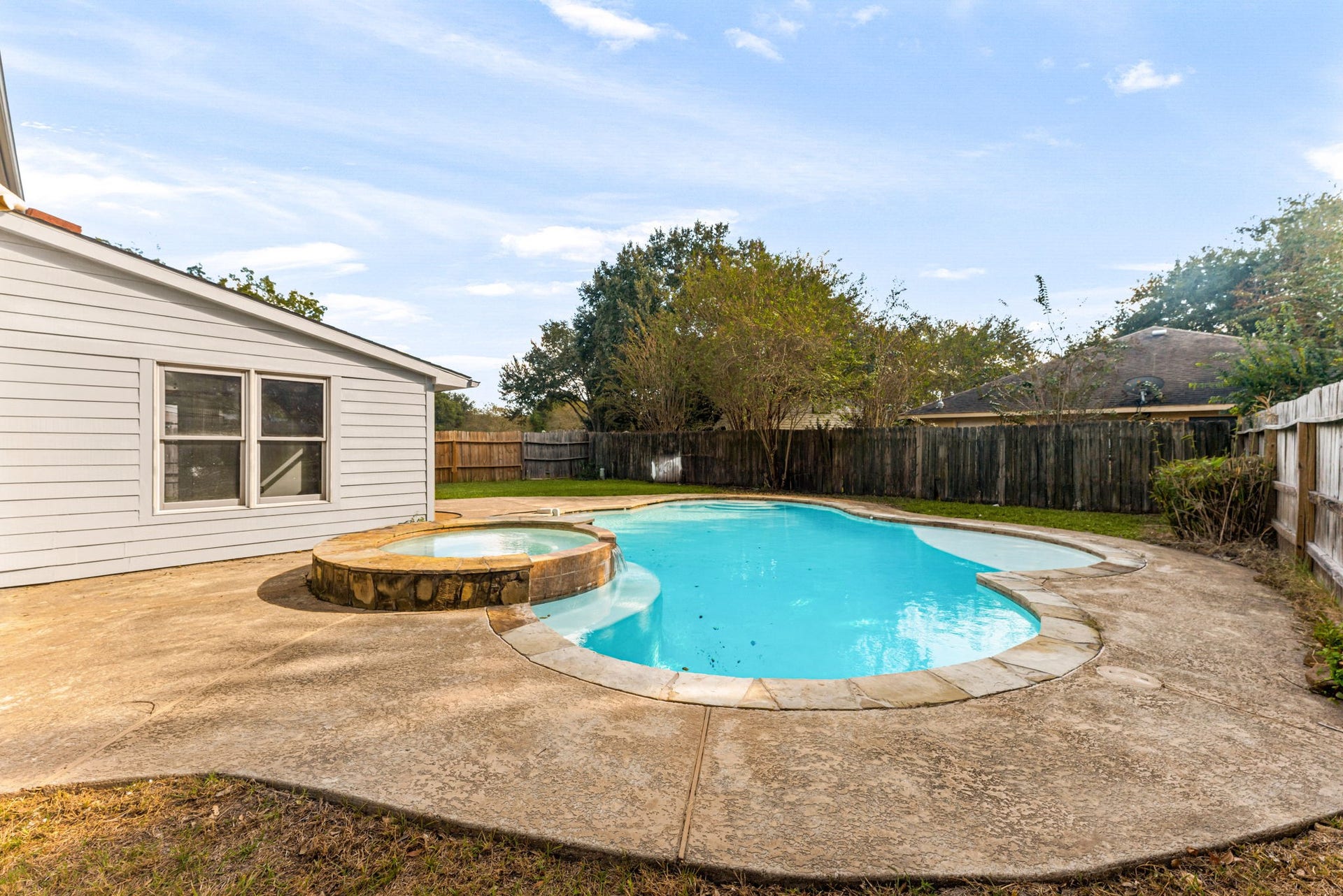 3522 Southdown Drive, Pearland, TX 77584 3522 Southdown Drive, Pearland, TX 77584