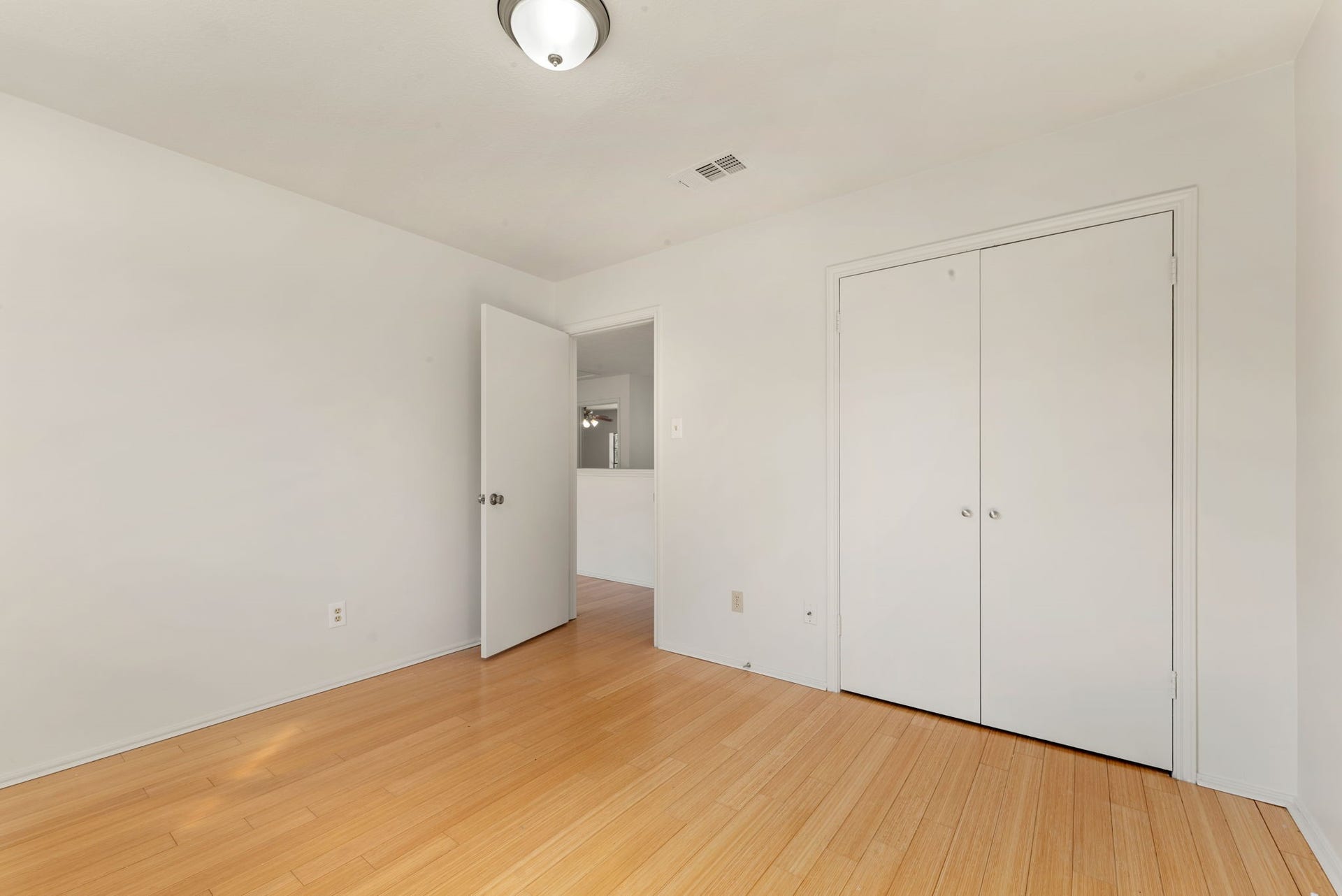 3522 Southdown Drive, Pearland, TX 77584 3522 Southdown Drive, Pearland, TX 77584