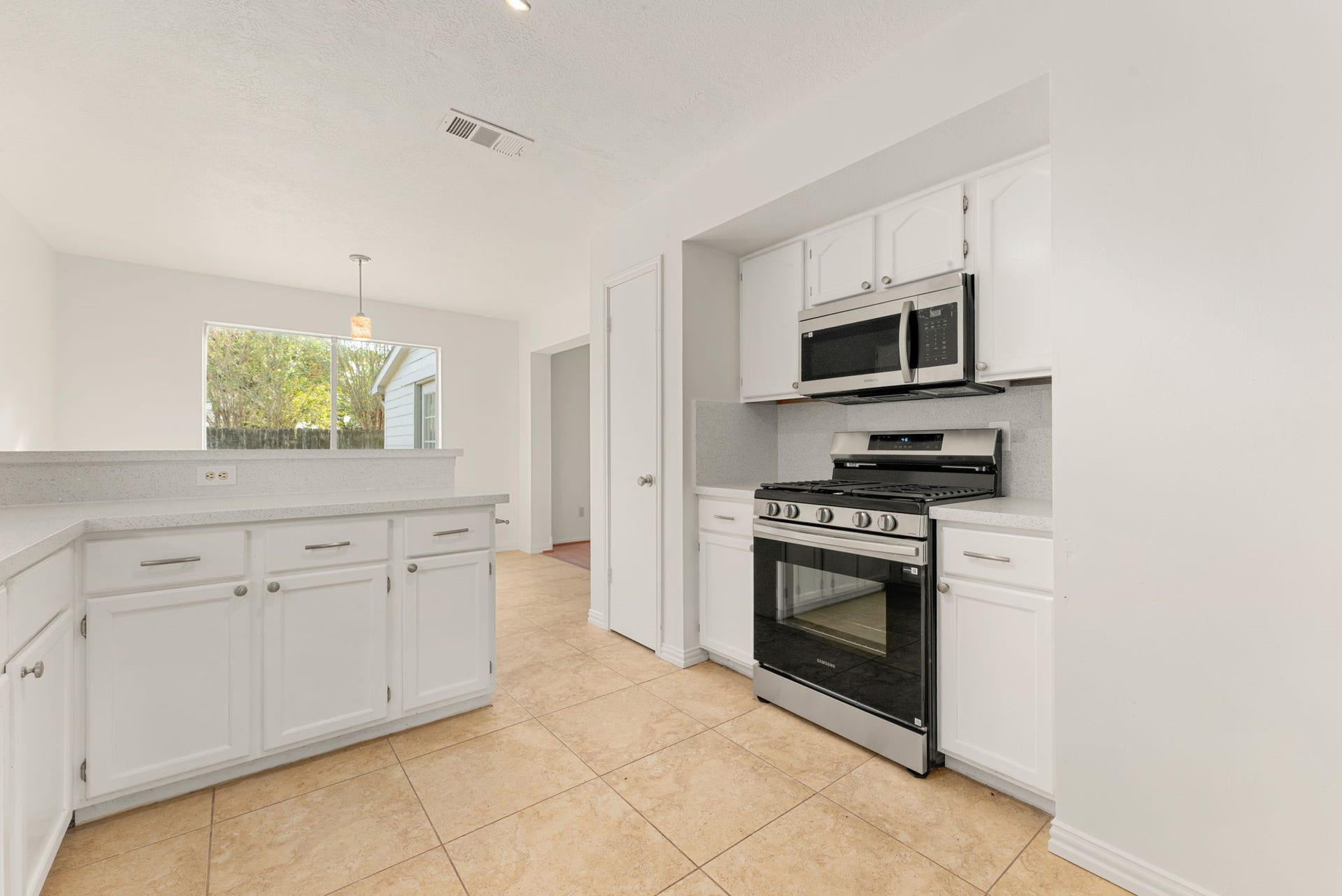 3522 Southdown Drive, Pearland, TX 77584 3522 Southdown Drive, Pearland, TX 77584