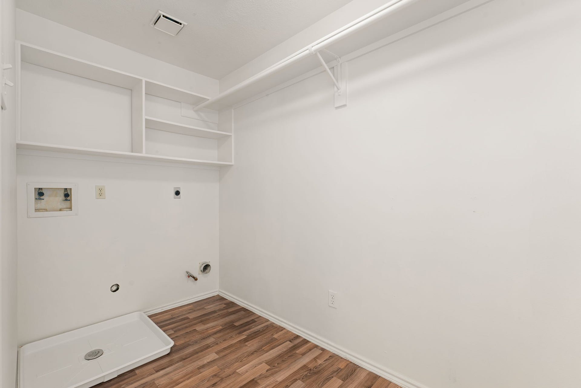 3522 Southdown Drive, Pearland, TX 77584 3522 Southdown Drive, Pearland, TX 77584