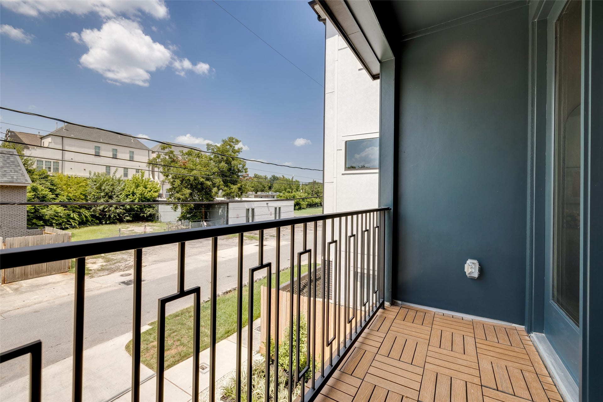 2323 RICHTON Street, Houston, TX 77098 2323 RICHTON Street, Houston, TX 77098