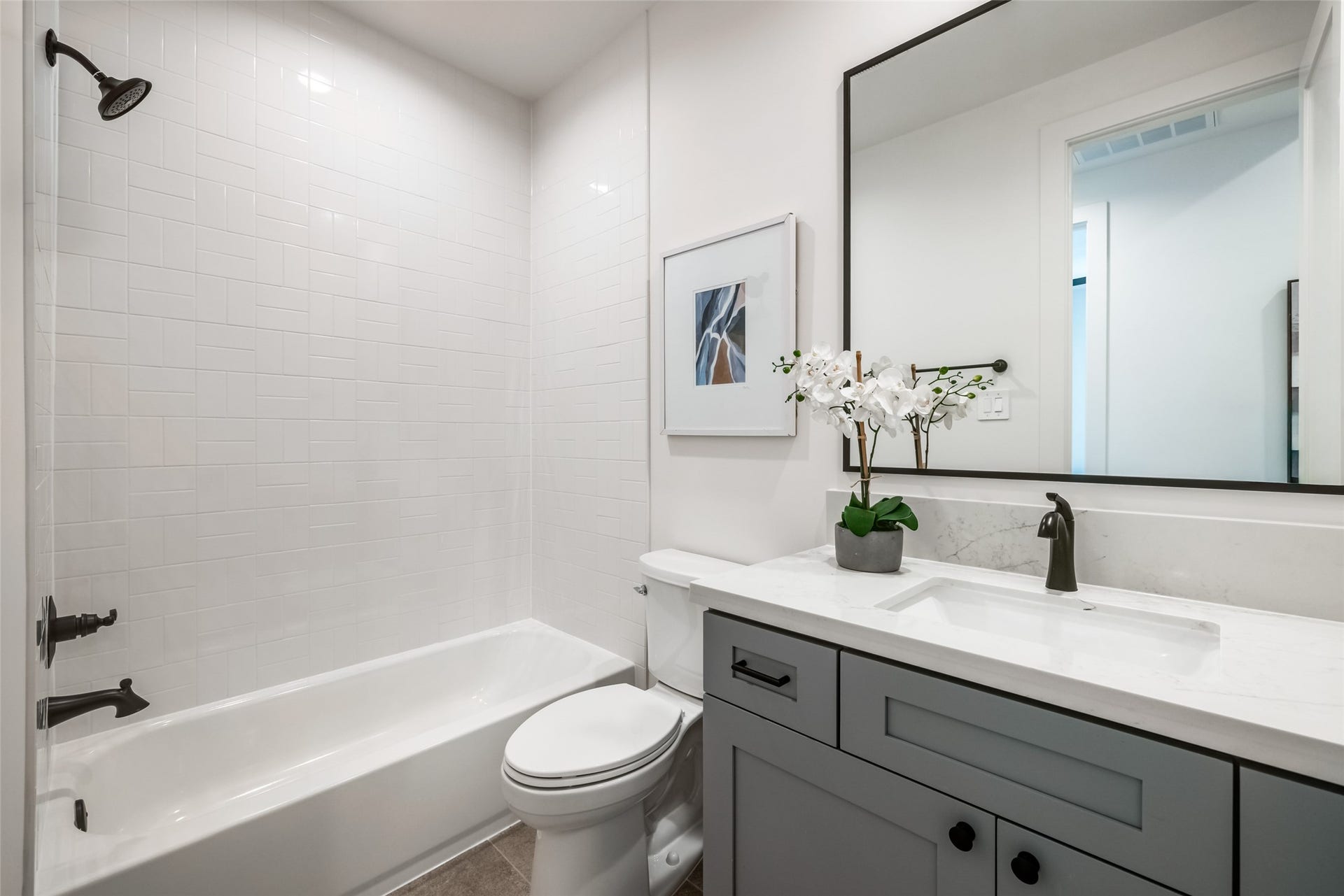 2323 RICHTON Street, Houston, TX 77098 2323 RICHTON Street, Houston, TX 77098