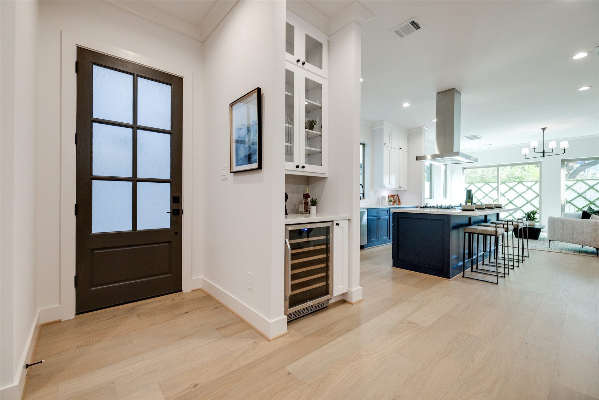 2323 RICHTON Street, Houston, TX 77098 2323 RICHTON Street, Houston, TX 77098