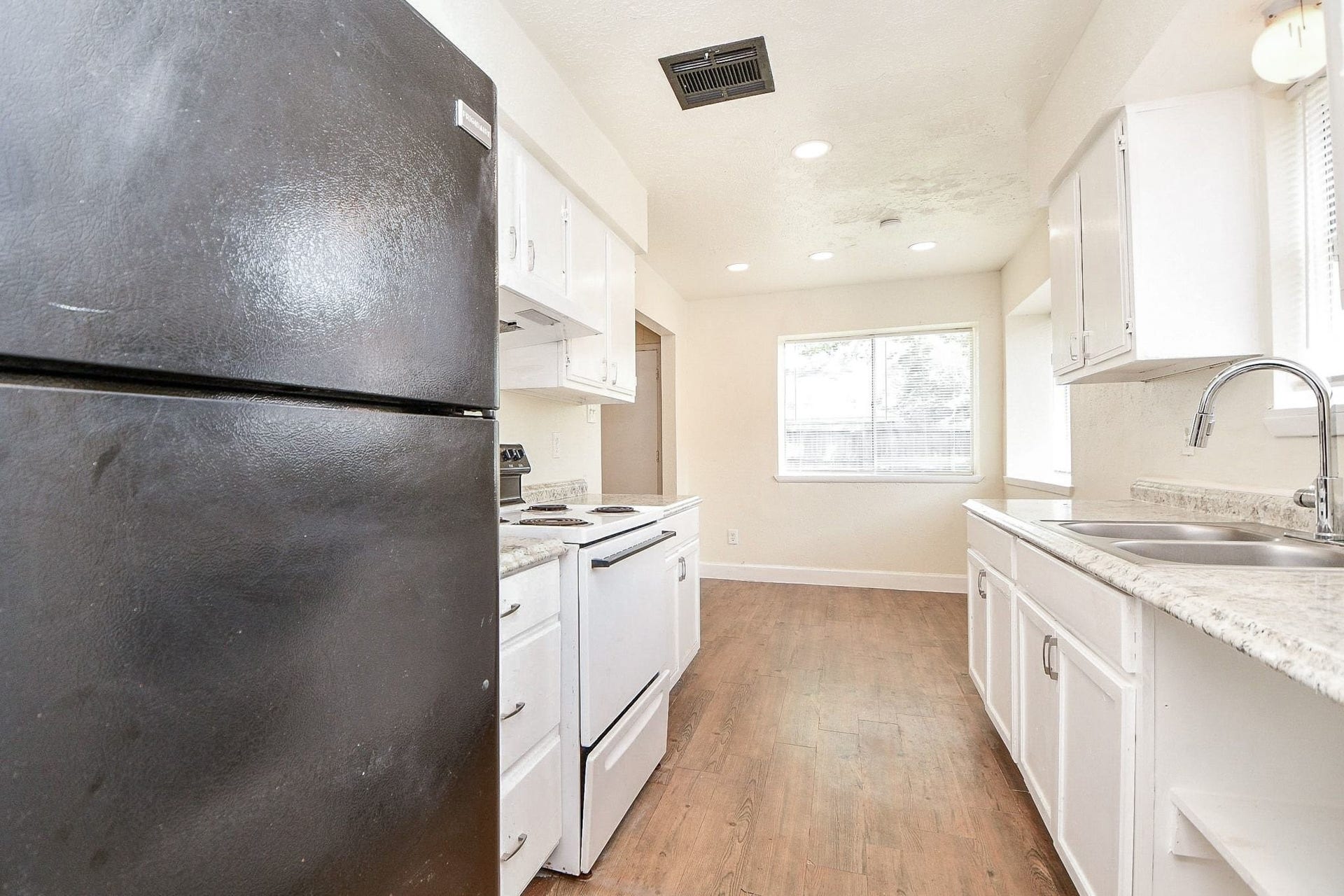 506 Dalewood Drive, Missouri City, TX 77489 506 Dalewood Drive, Missouri City, TX 77489