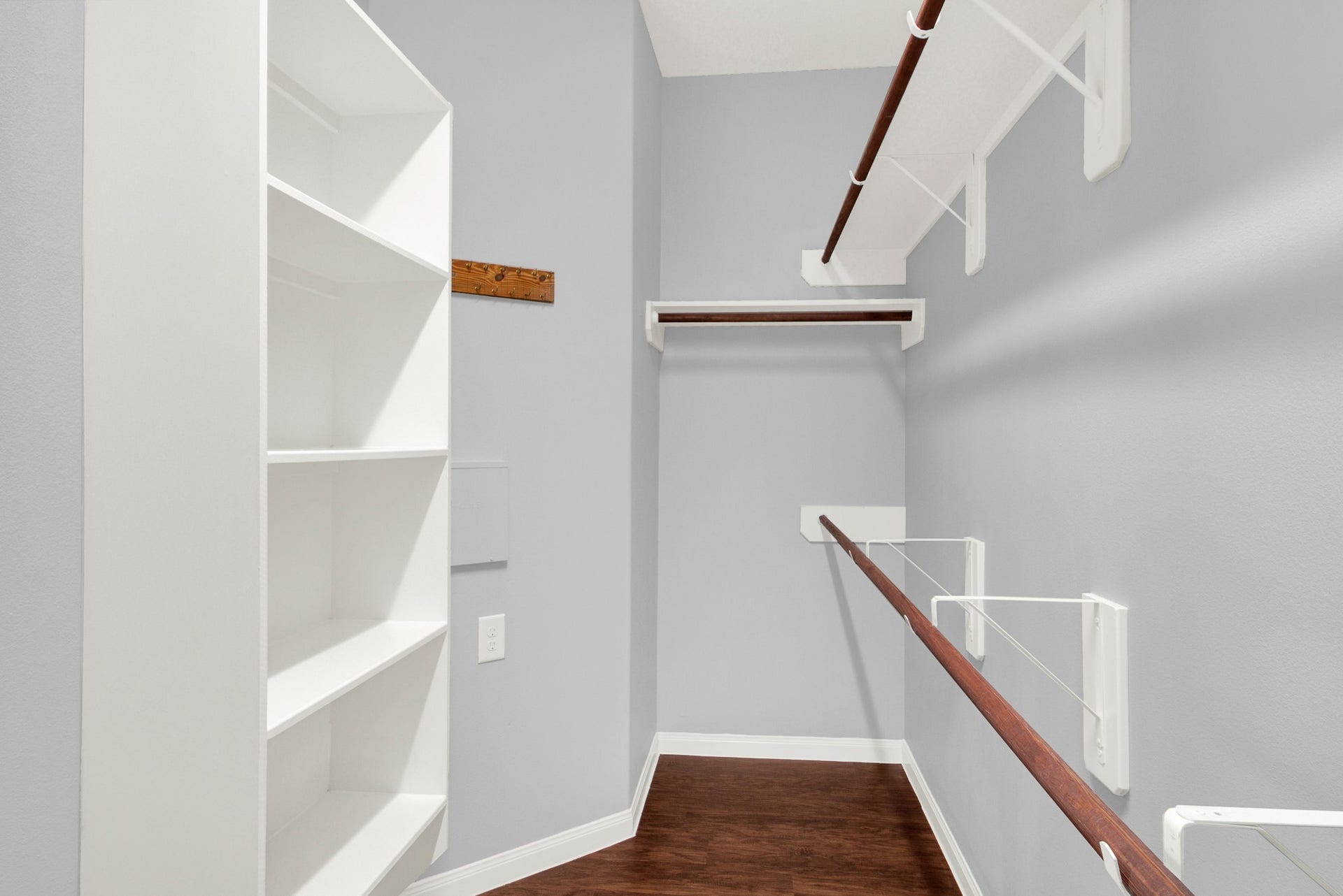13425 Raintree Drive, Montgomery, TX 77356 Large walk-in closet with built-in shelving.