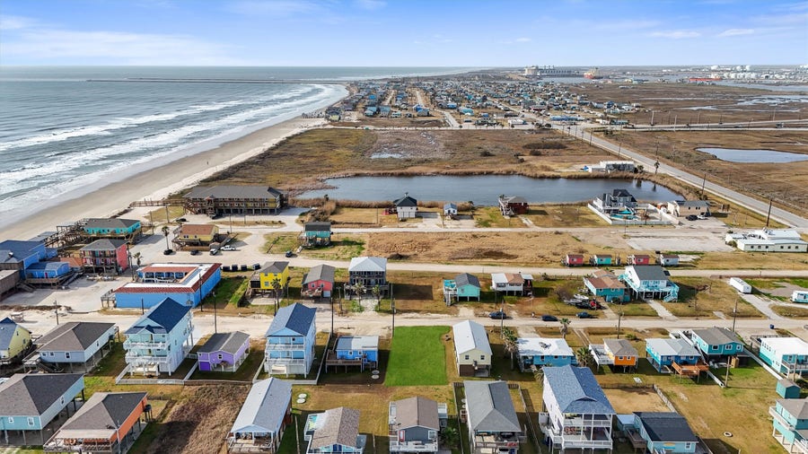 Property photo for 0 Ocean Avenue, Surfside Beach, TX