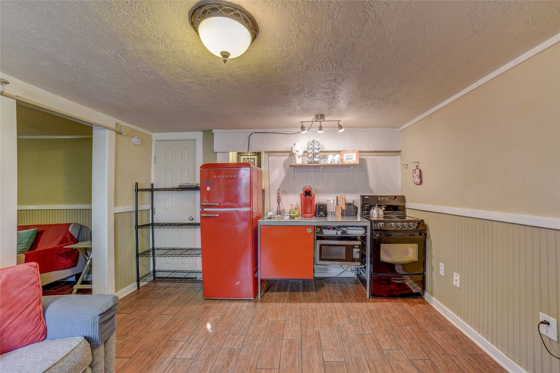 1206 17th Street, #B, Galveston, TX 77550 1206 17th Street, #B, Galveston, TX 77550
