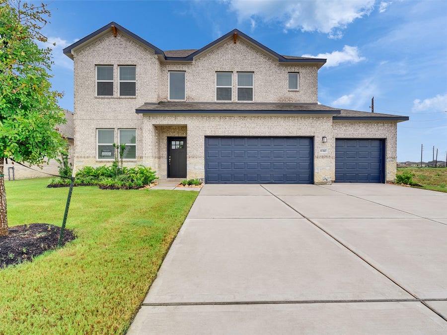 Property photo for 8310 Amethyst Valley Lane, Angleton, TX