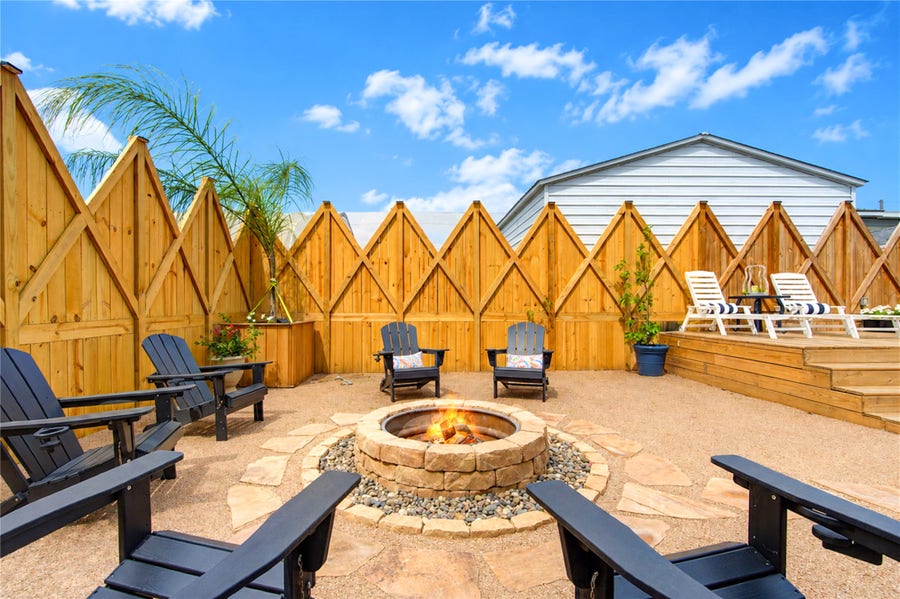 Property photo for 952 Sandollar, Crystal Beach, TX