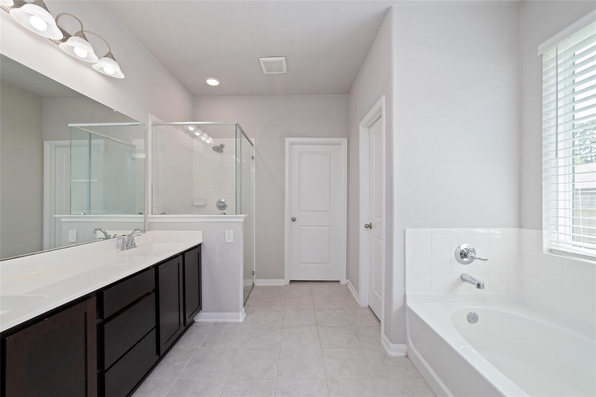 11710 Rosehall Reach Lane, Tomball, TX 77377 11710 Rosehall Reach Lane, Tomball, TX 77377