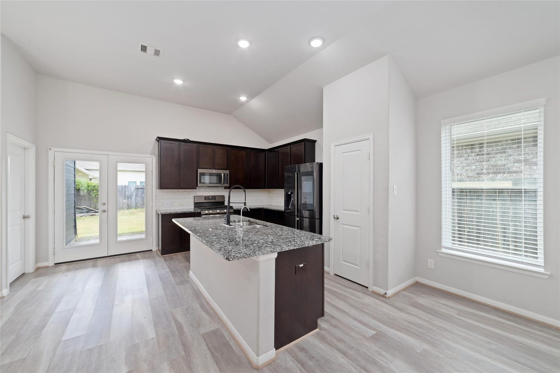 11710 Rosehall Reach Lane, Tomball, TX 77377 11710 Rosehall Reach Lane, Tomball, TX 77377