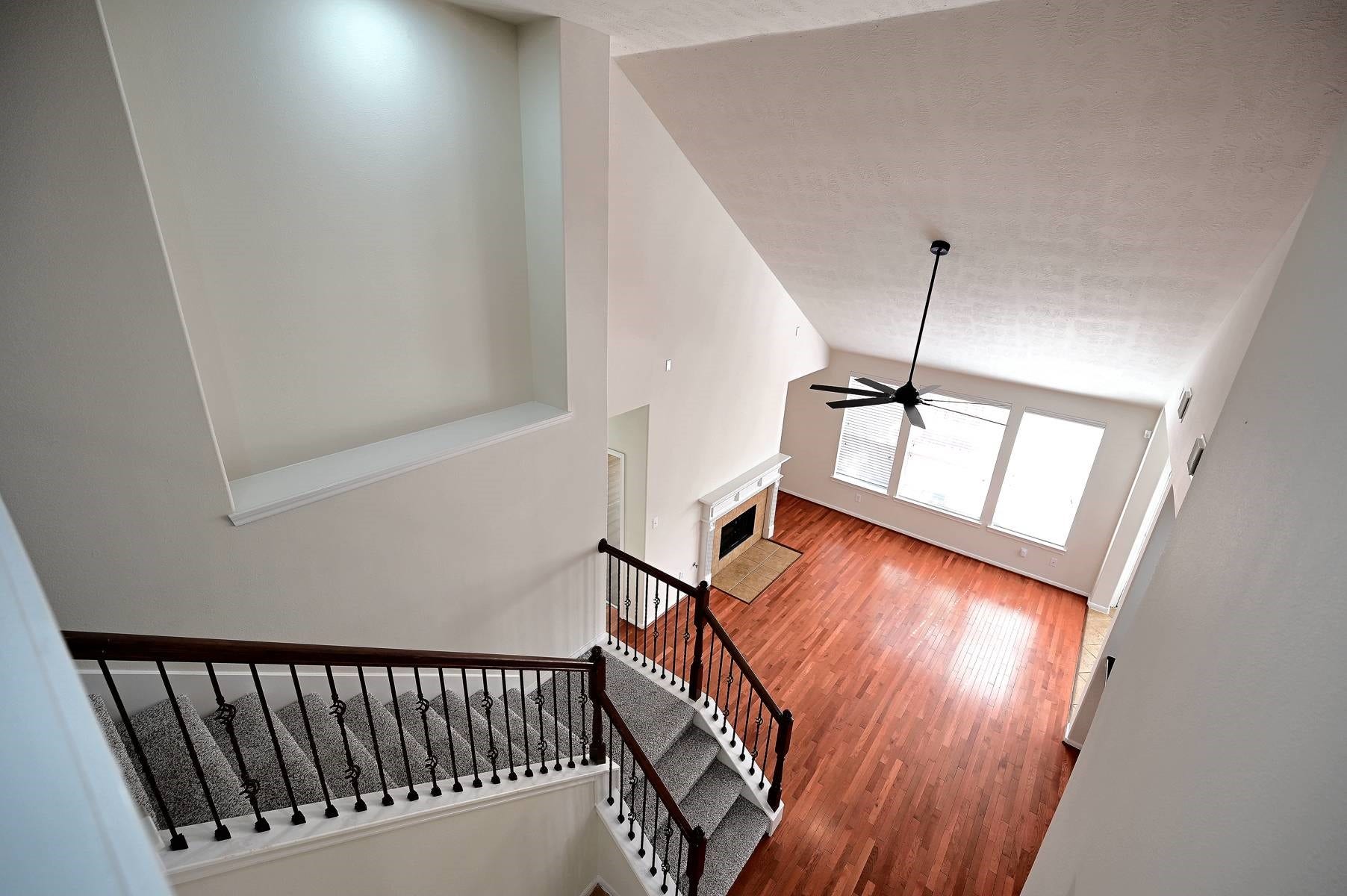 9007 Kinnel Lane, Tomball, TX 77375