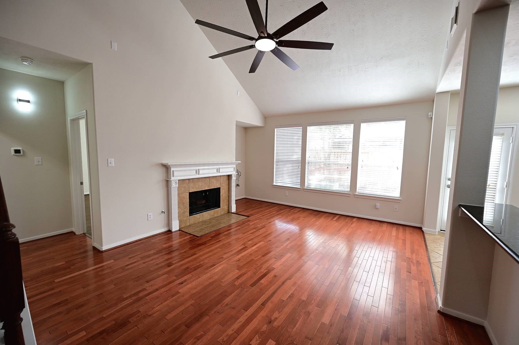 9007 Kinnel Lane, Tomball, TX 77375