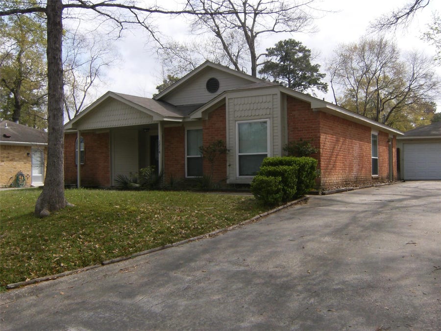Property photo for 1714 Rebecca Lane, Conroe, TX