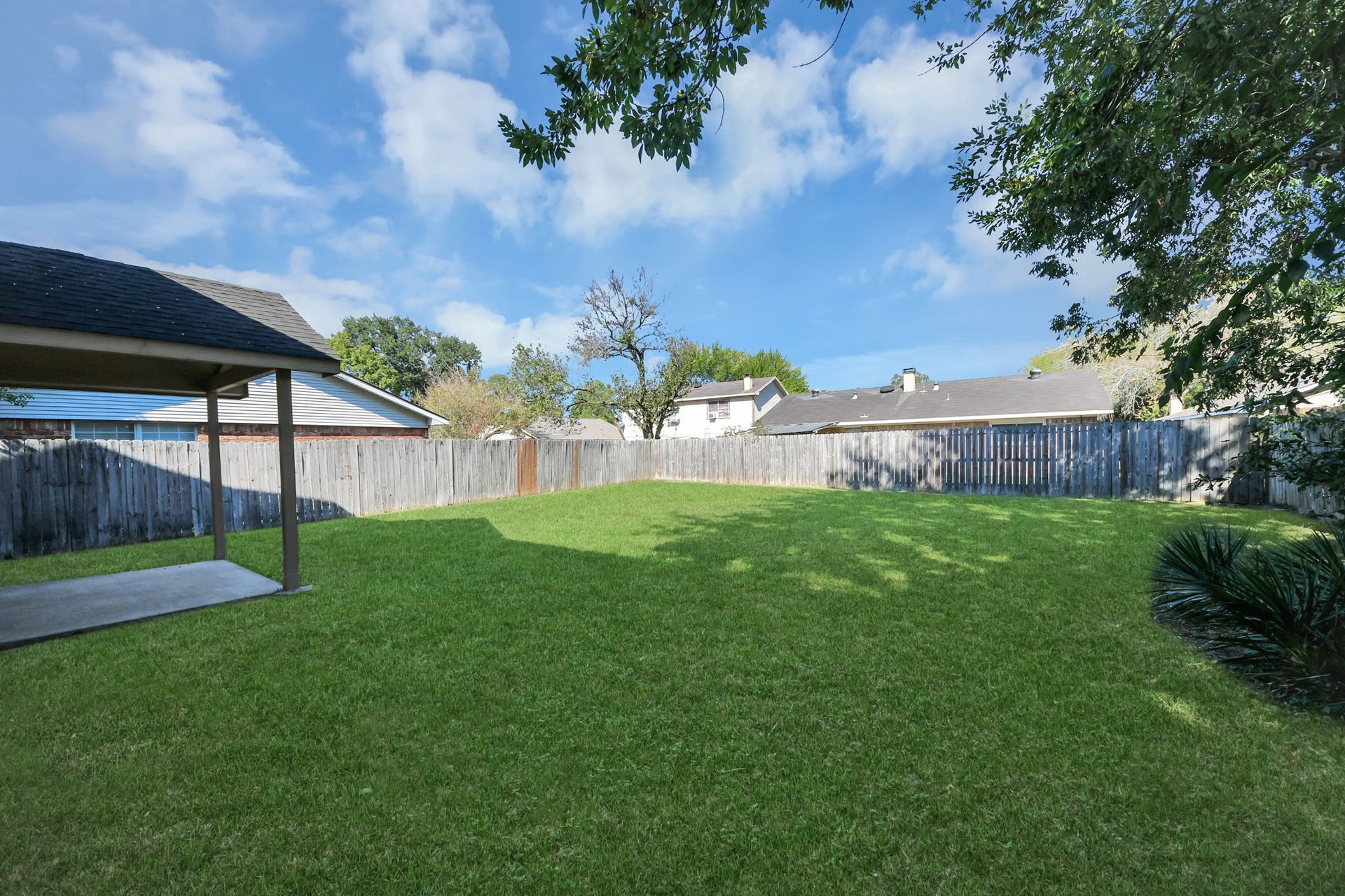 935 Grand Junction Drive, Katy, TX 77450 With this much outdoor space, you can create the backyard lifestyle youve always imagined. Come see the possibilities for yourself!