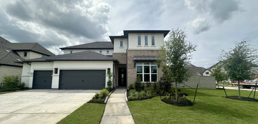 Property photo for 914 Groundwater Way, League City, TX
