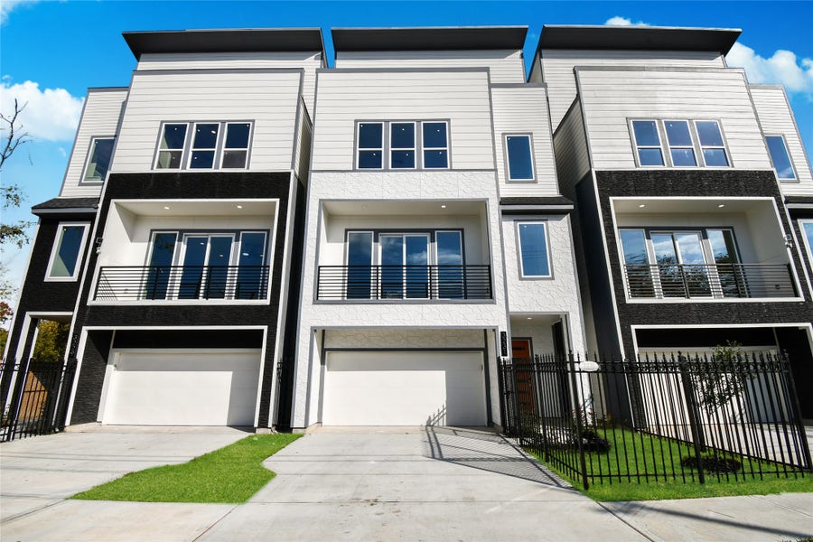 Property photo for 3231 Tuam Street, Houston, TX