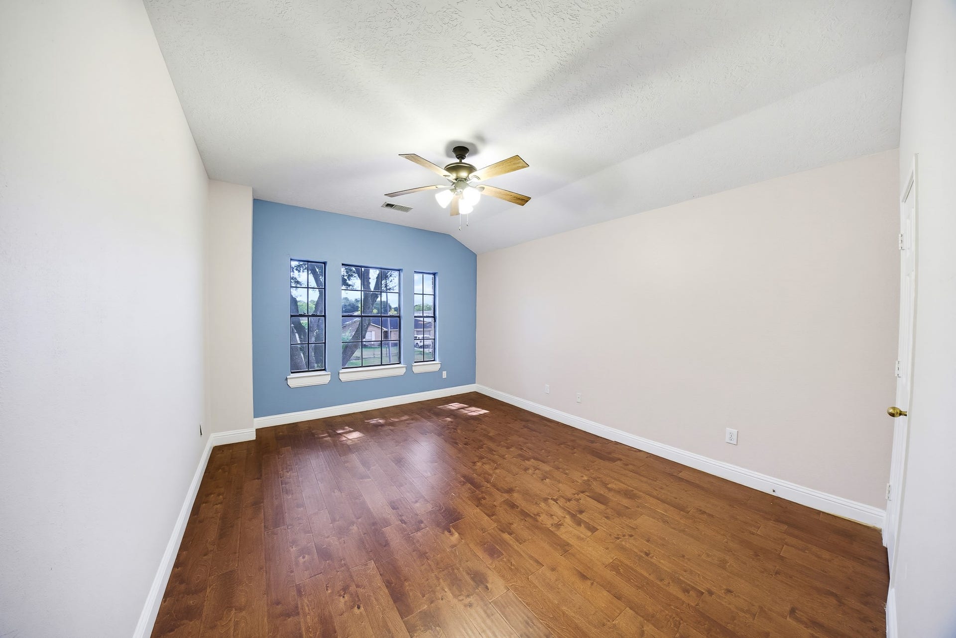 8117 Constellation Lane, Houston, TX 77075