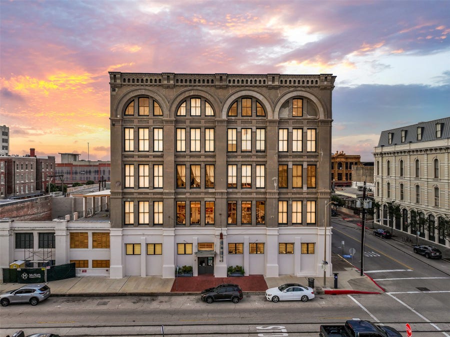 Property photo for 2400 Mechanic Street, #204, Galveston, TX