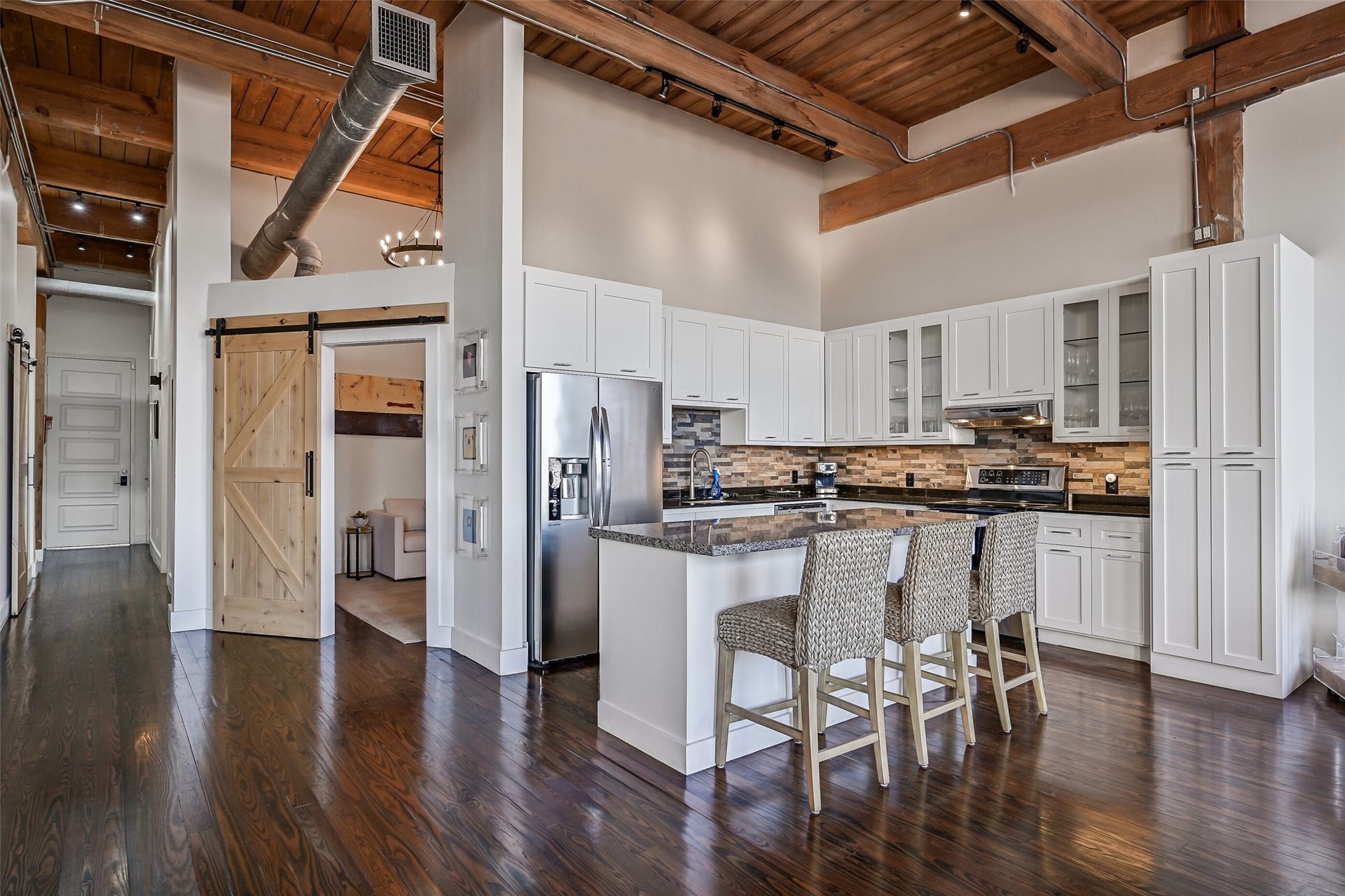 2400 Mechanic Street, #204, Galveston, TX 77550 2400 Mechanic Street, #204, Galveston, TX 77550