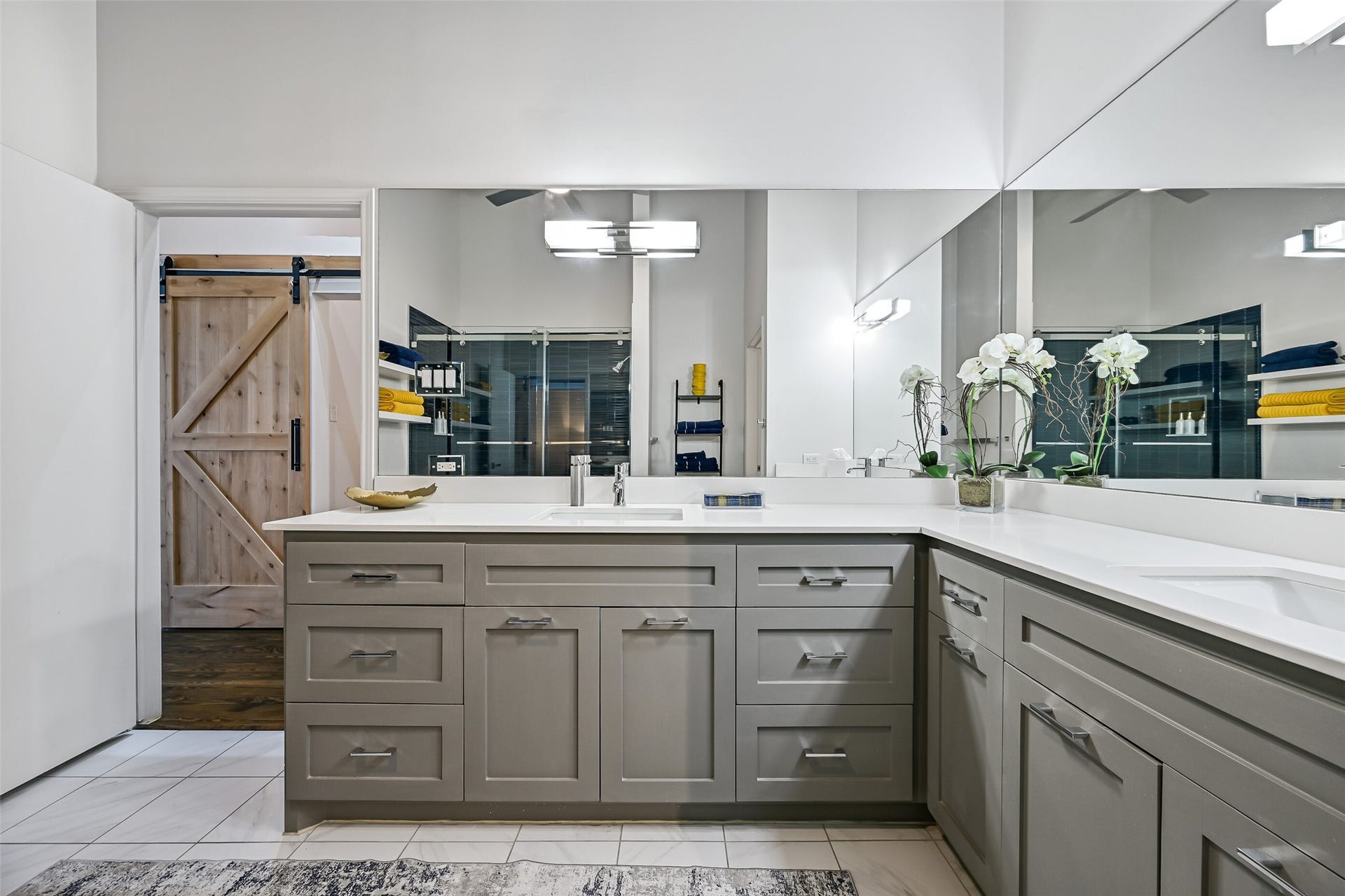 2400 Mechanic Street, #204, Galveston, TX 77550 2400 Mechanic Street, #204, Galveston, TX 77550