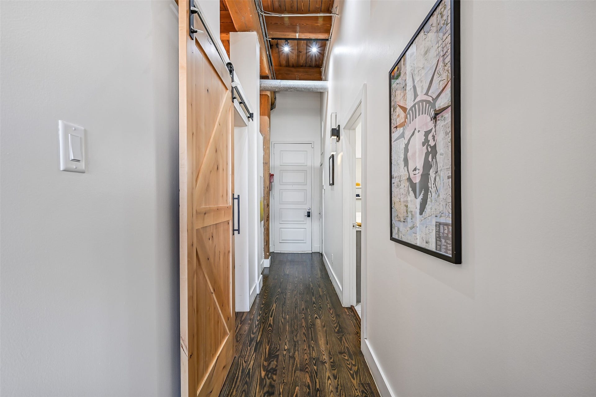 2400 Mechanic Street, #204, Galveston, TX 77550 2400 Mechanic Street, #204, Galveston, TX 77550