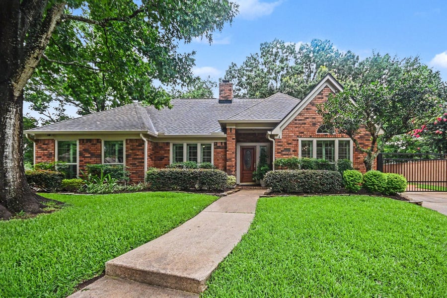 Property photo for 15318 Brook Arbor Court, Houston, TX