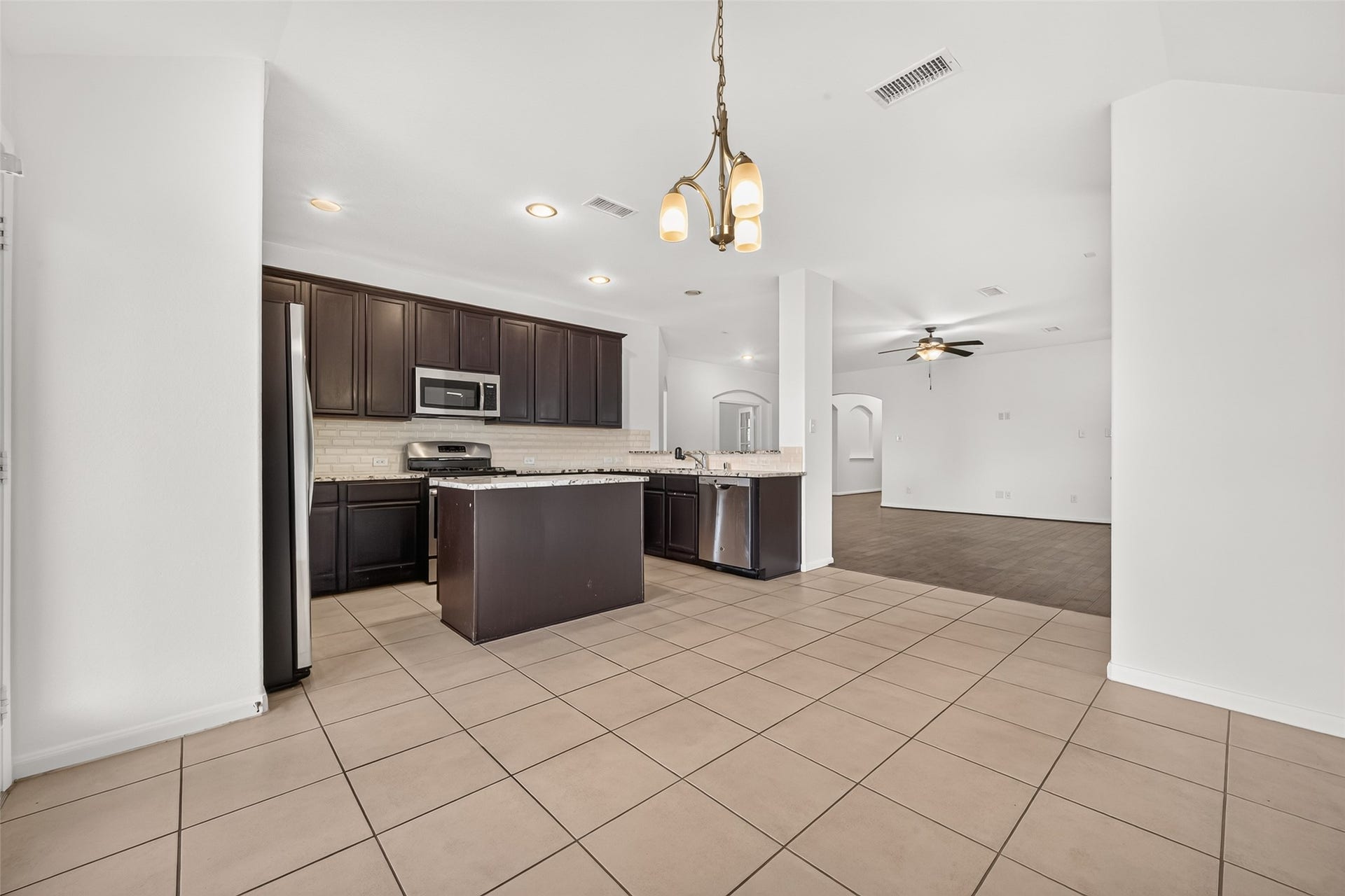 The flow of this floor plan is so practical and cozy!